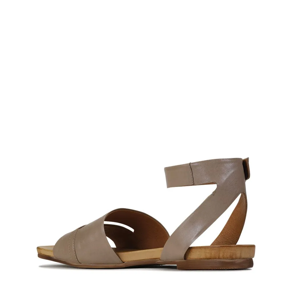 DAKOTA LEATHER ARCHIVE SANDAL