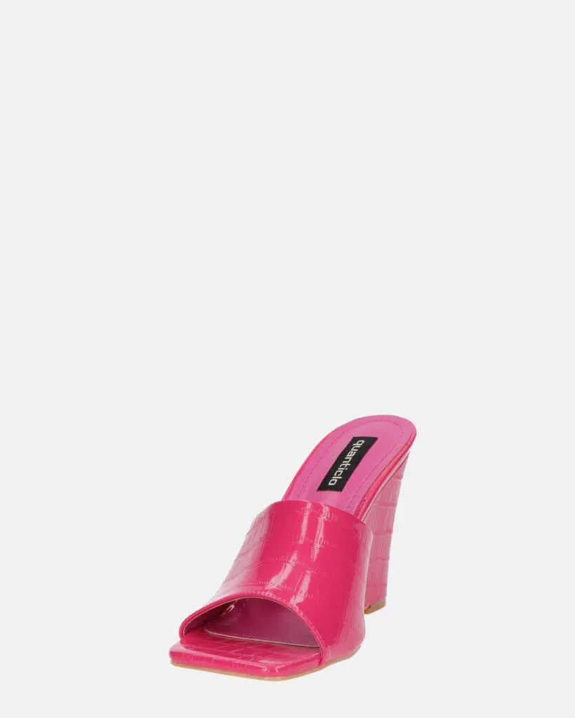 MARGHERITA - sandali con zeppa in glassy fucsia a trama coccodrillo