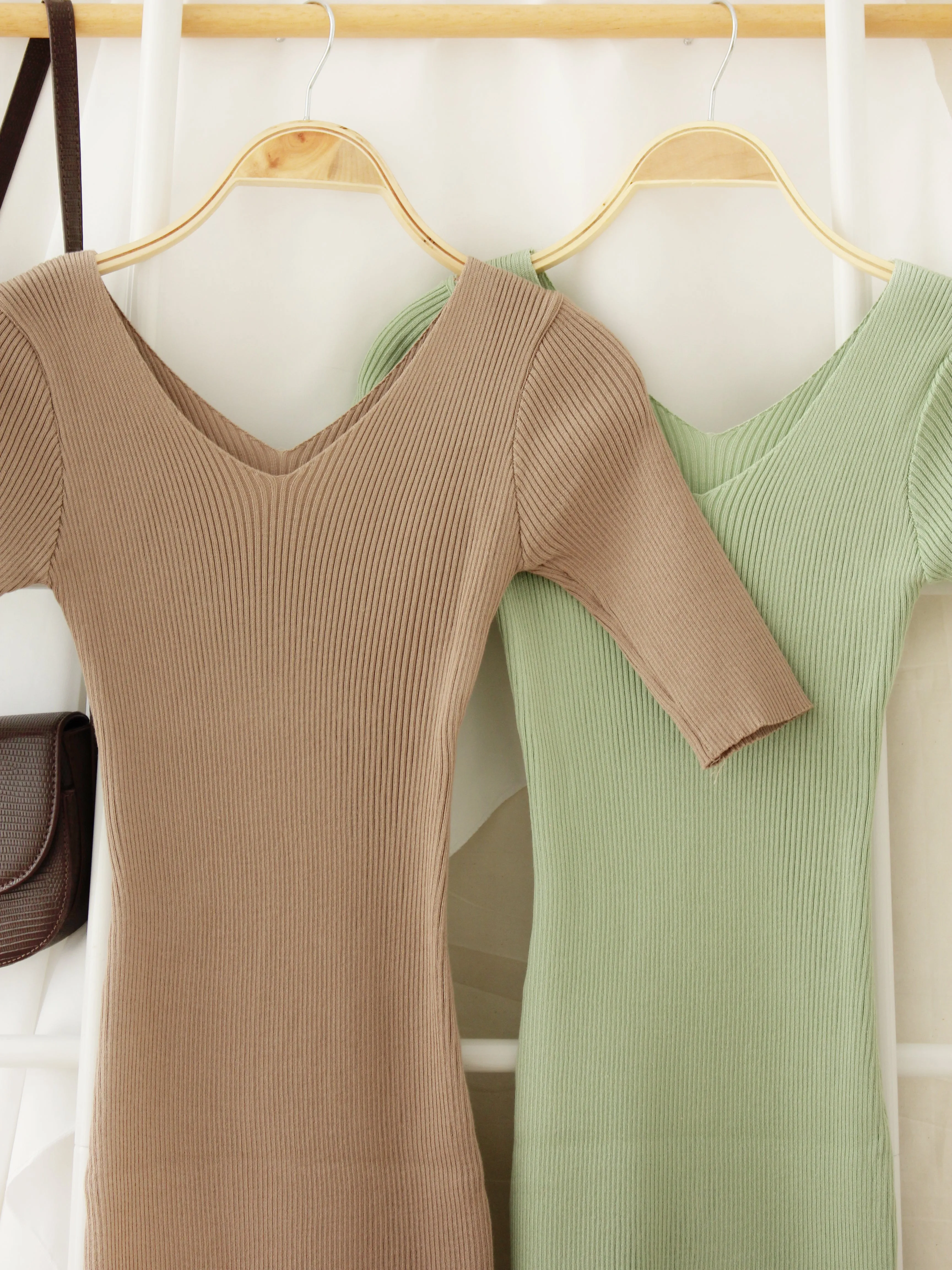 RIB SLIM BODYCON DRESS
