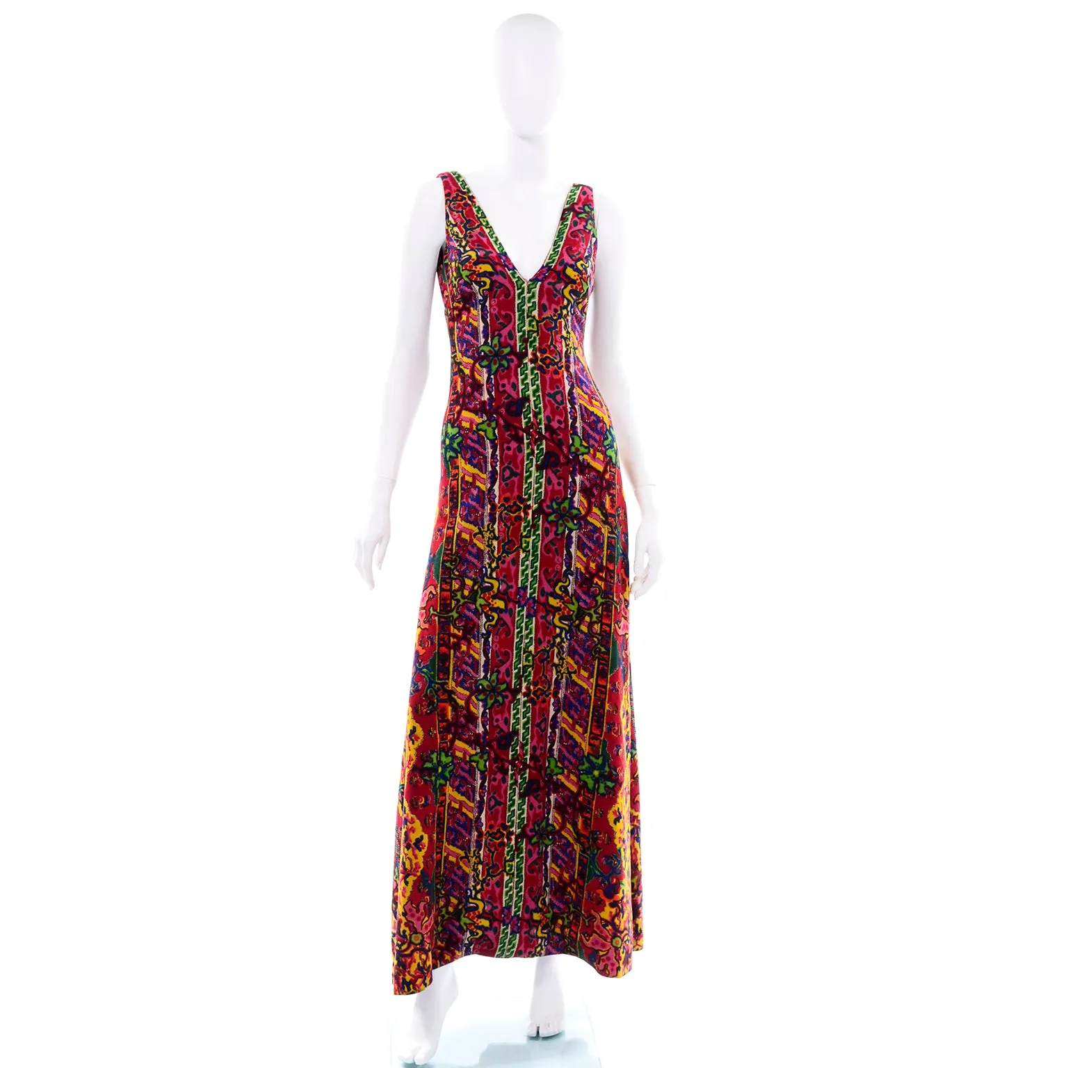 Vintage 1970s Bright Floral Paisley Print Sleeveless Maxi Dress
